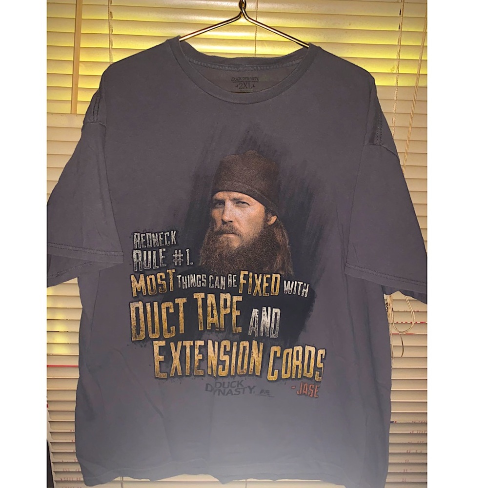 Duck Dynasty Jase graphic T-shirt. Duct tape funny